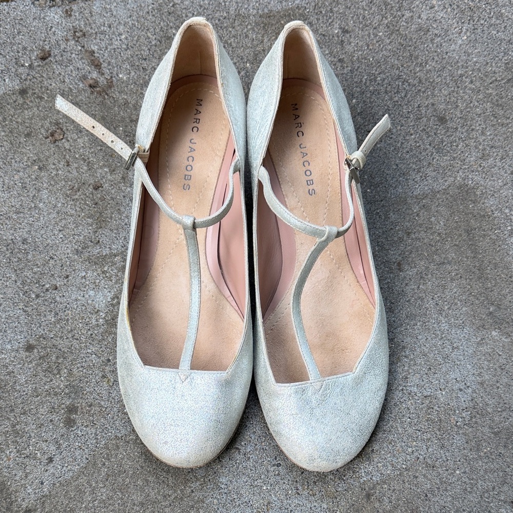 Marc Jacobs Women's silver T-Strap heels, Doen style sz 7.5/8